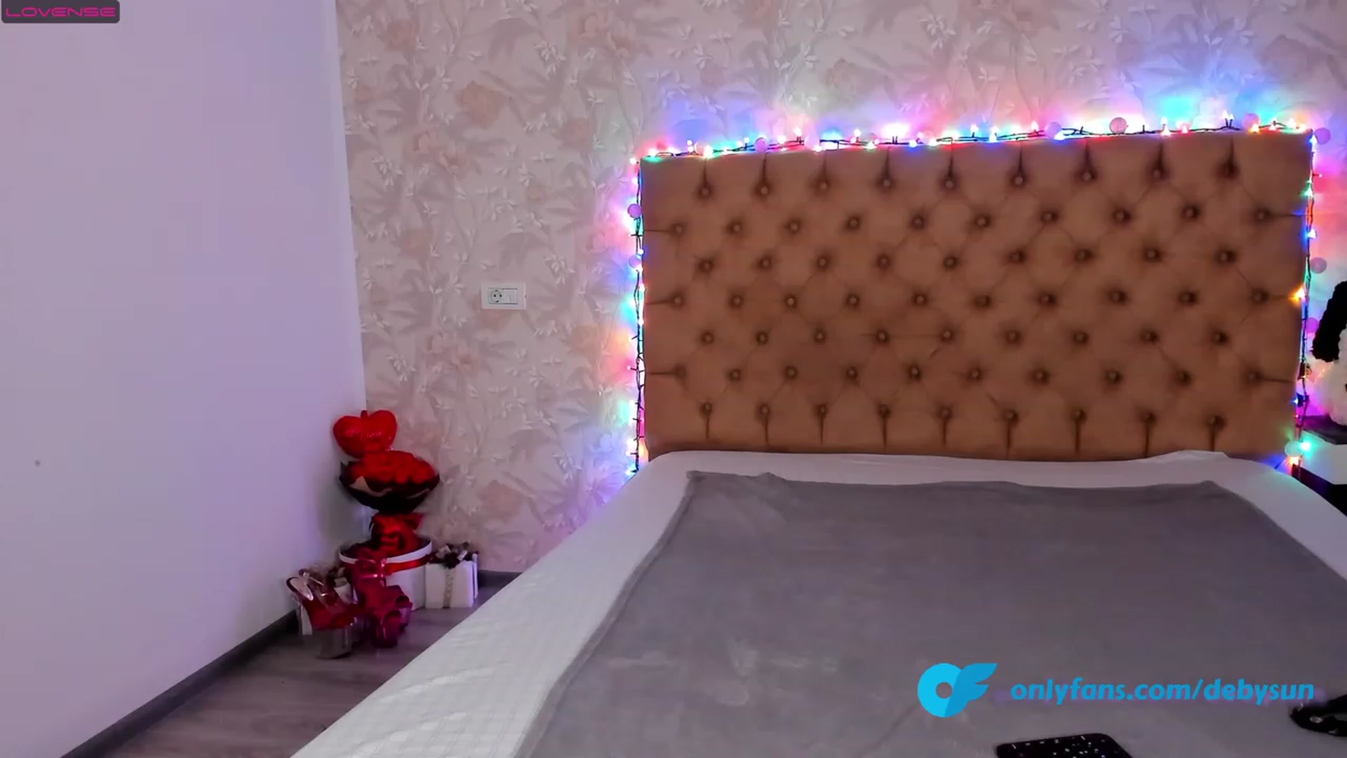 Gallery image thumbnail from Missmo0n1's myfreecams stream on, 05/25/2023, 21:23 image 20 of 20