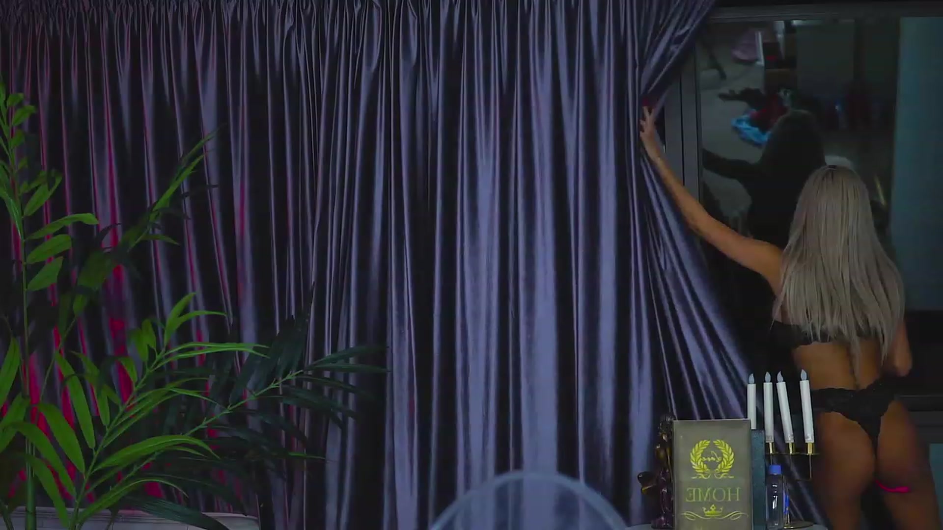 Gallery image thumbnail from Missmo0n1's myfreecams stream on, 07/26/2023, 21:53 image 17 of 20