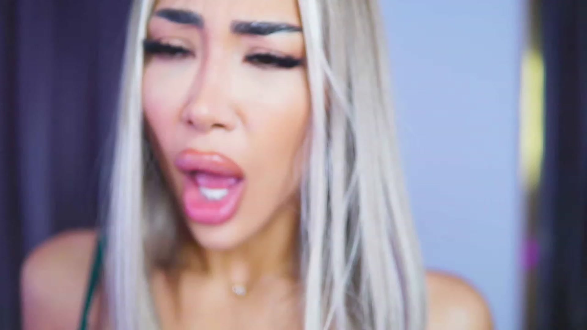 Gallery image thumbnail from Missmo0n1's myfreecams stream on, 07/28/2023, 15:30 image 9 of 20