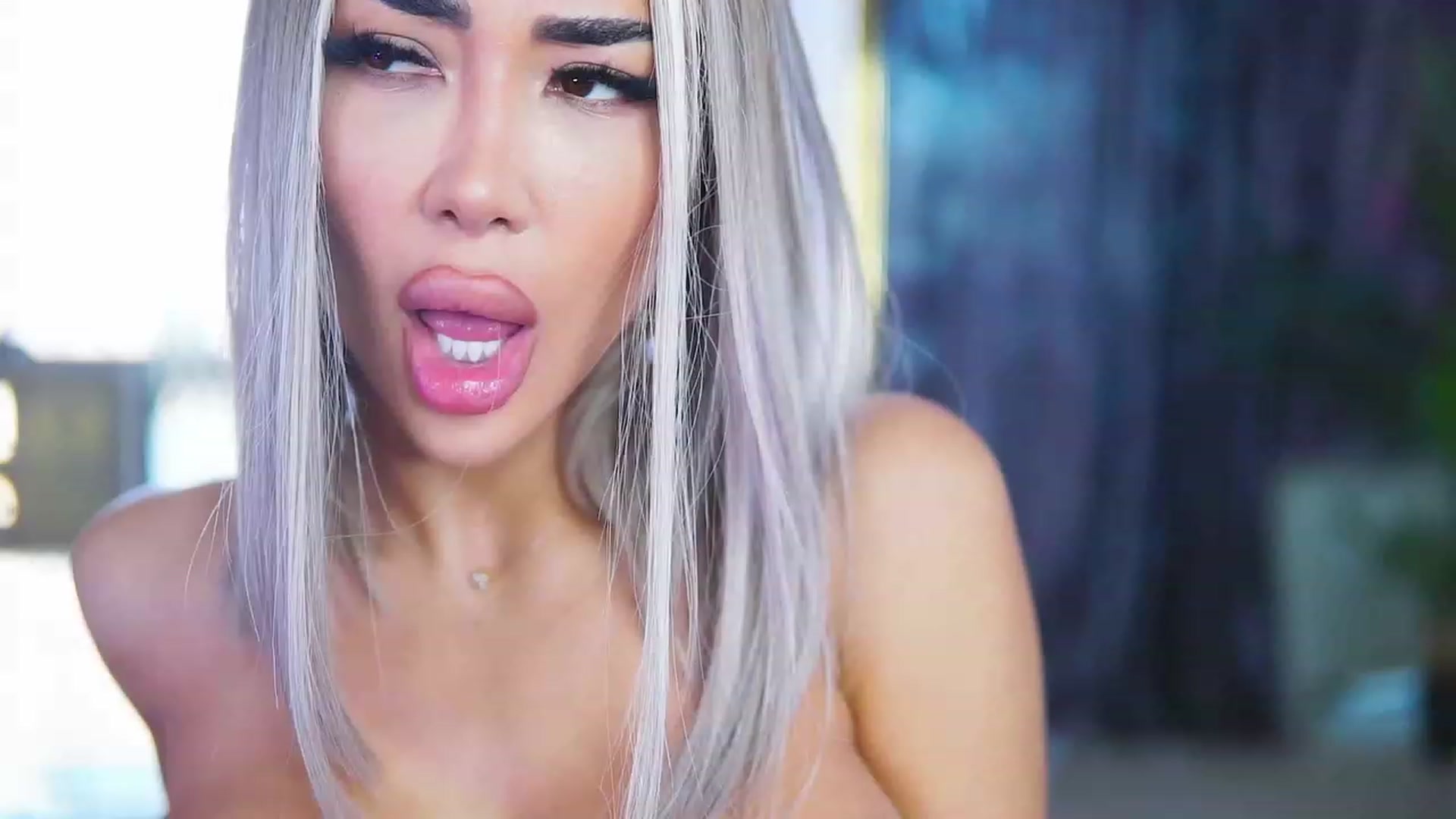 Gallery image thumbnail from Missmo0n1's myfreecams stream on, 07/28/2023, 16:10 image 4 of 20