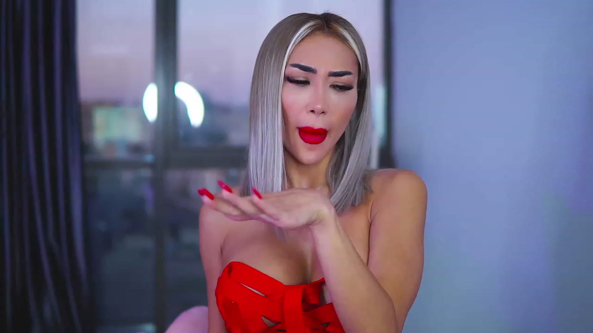 Gallery image thumbnail from Missmo0n1's myfreecams stream on, 07/28/2023, 18:15 image 6 of 20