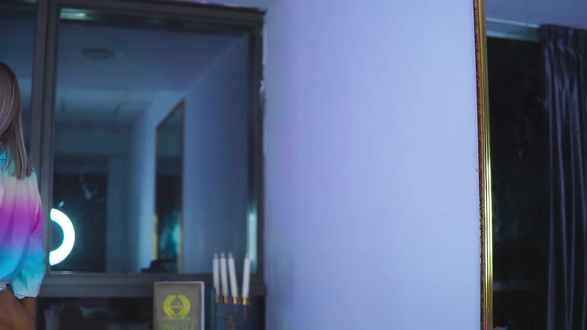 Gallery image thumbnail from Missmo0n1's myfreecams stream on, 07/28/2023, 23:09 image 11 of 20