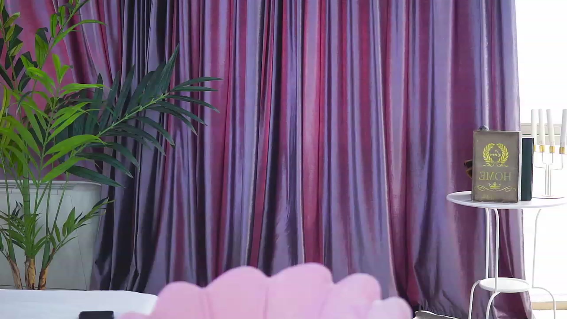 Gallery image thumbnail from Missmo0n1's myfreecams stream on, 07/29/2023, 13:08 image 16 of 20