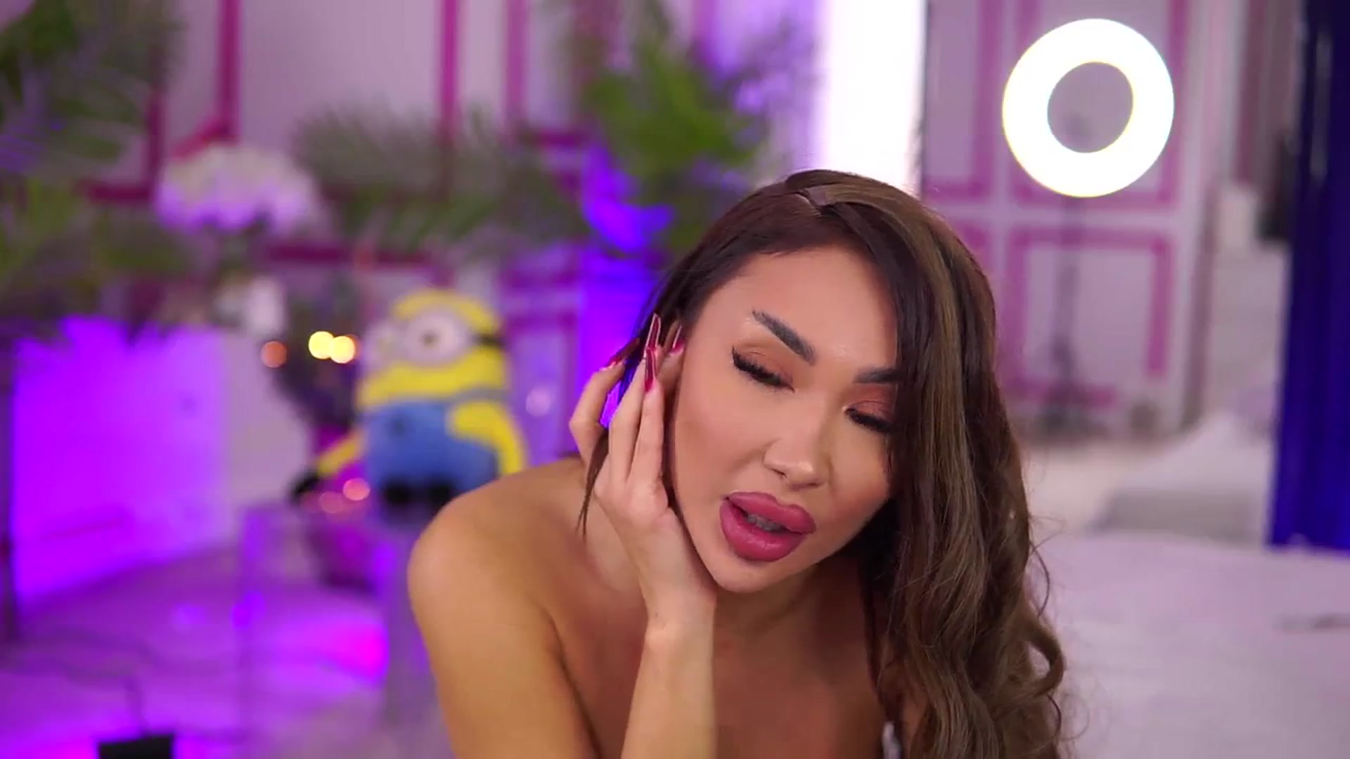 Gallery image thumbnail from Missmo0n1's myfreecams stream on, 01/13/2025, 11:25 image 18 of 20