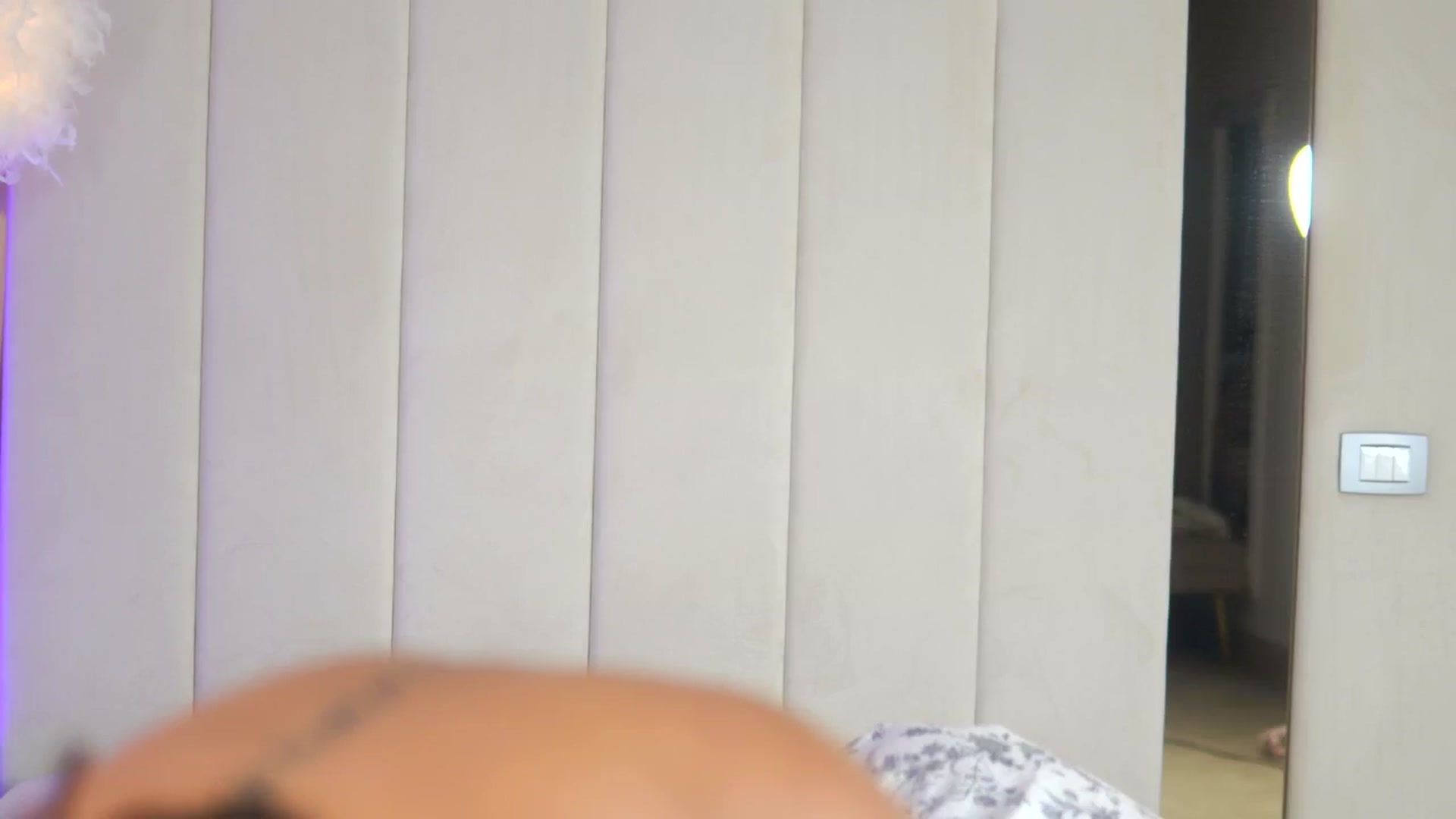 Gallery image thumbnail from Missmo0n1's myfreecams stream on, 07/26/2025, 23:09 image 9 of 20