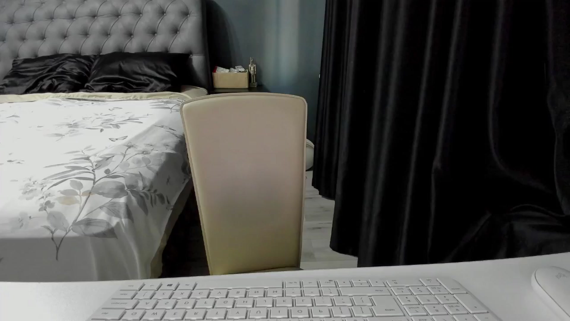 Gallery image thumbnail from Missquinn_'s myfreecams stream on, 06/11/2024, 08:12 image 1 of 20