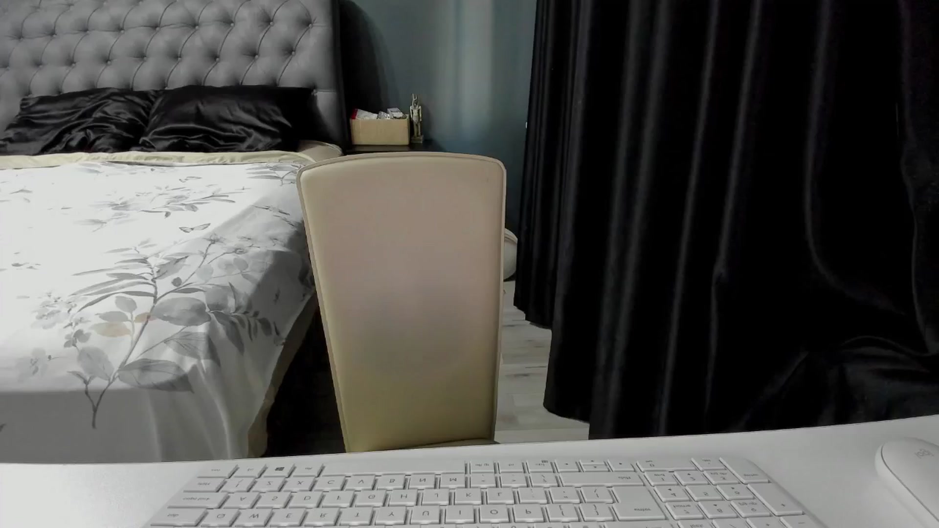 Gallery image thumbnail from Missquinn_'s myfreecams stream on, 06/11/2024, 08:12 image 4 of 20