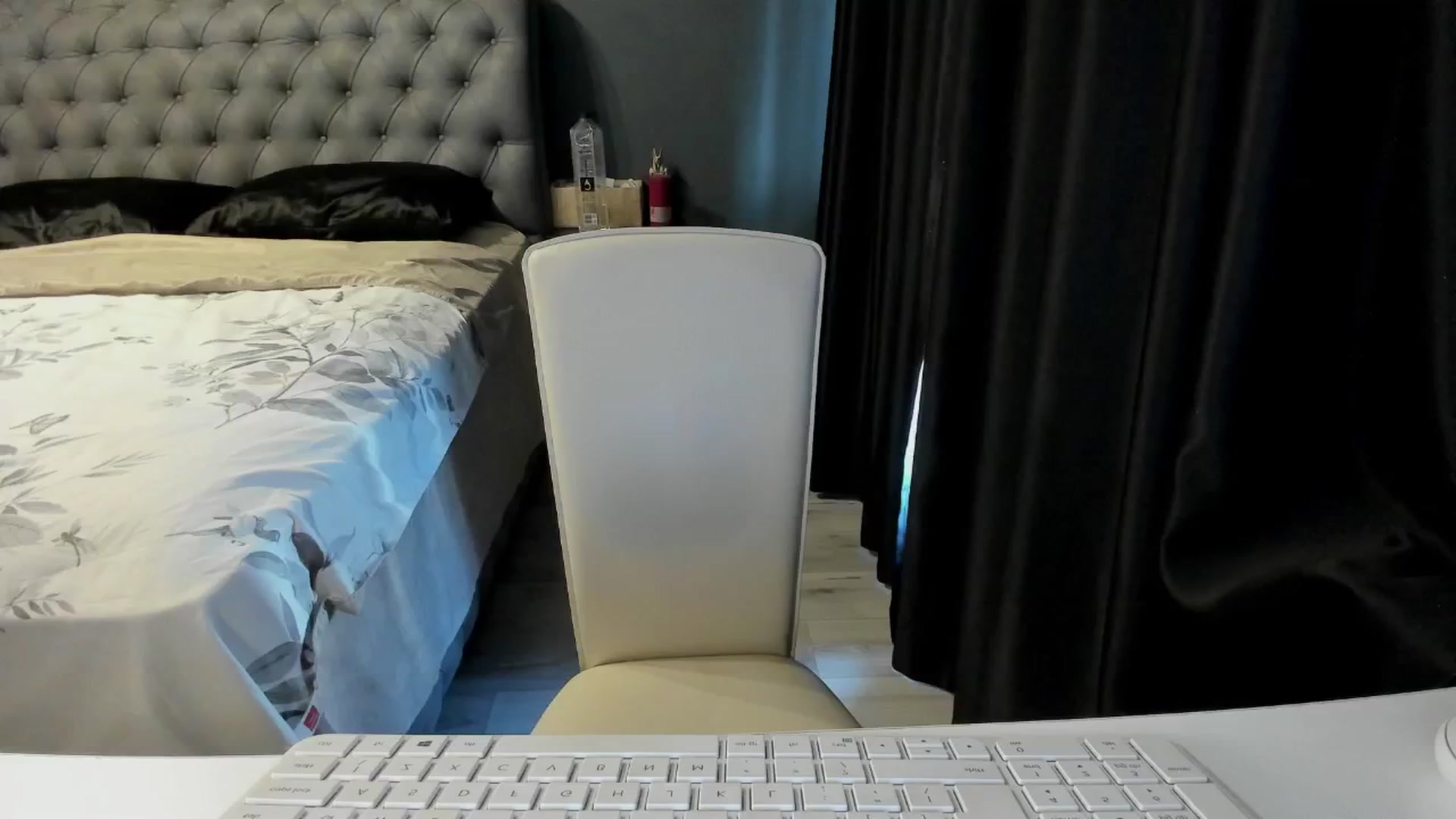 Gallery image thumbnail from Missquinn_'s myfreecams stream on, 08/05/2024, 07:40 image 16 of 20