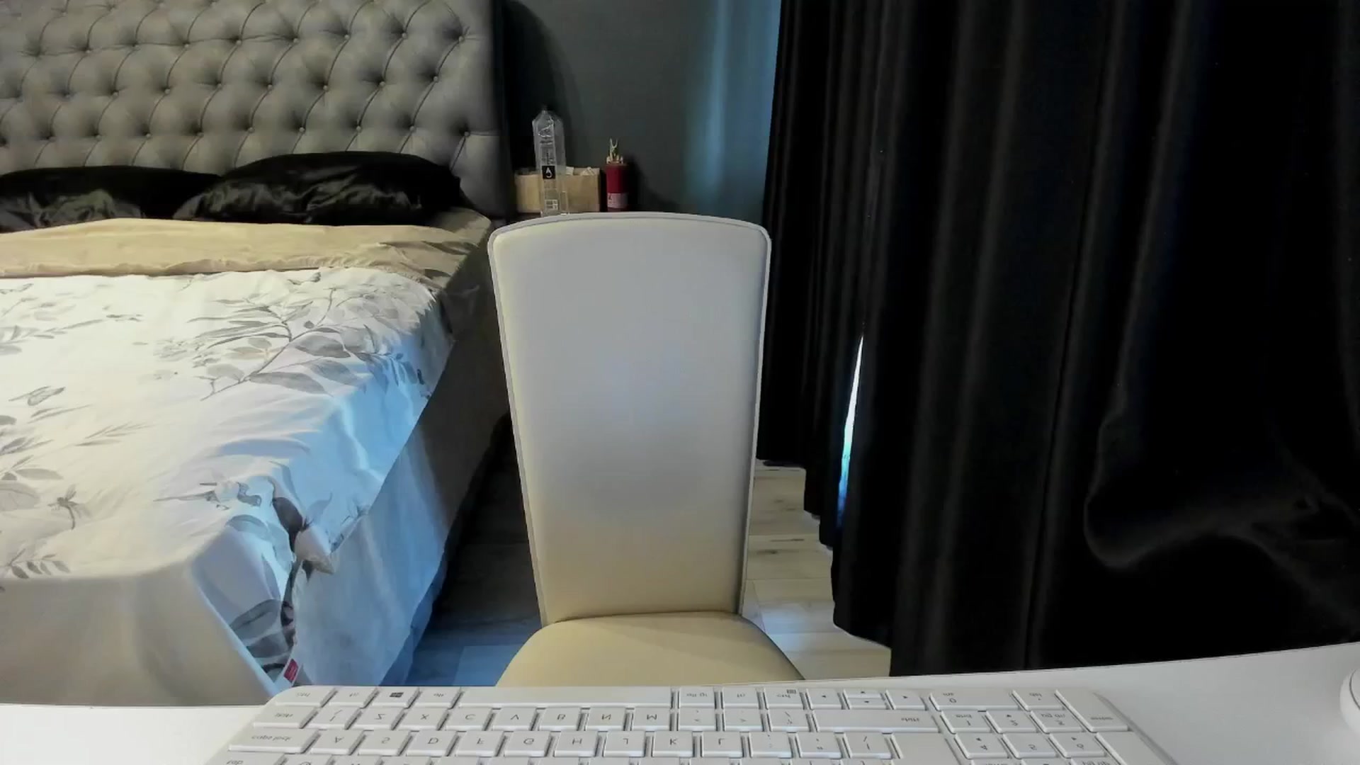 Gallery image thumbnail from Missquinn_'s myfreecams stream on, 08/05/2024, 07:40 image 4 of 20