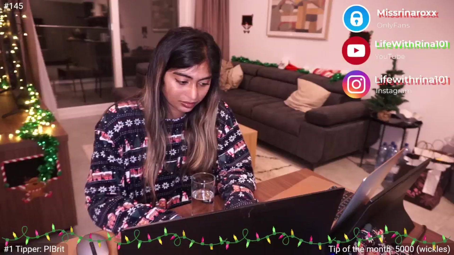 Gallery image thumbnail from Missrinaroxx's myfreecams stream on, 12/22/2024, 05:04 image 12 of 20