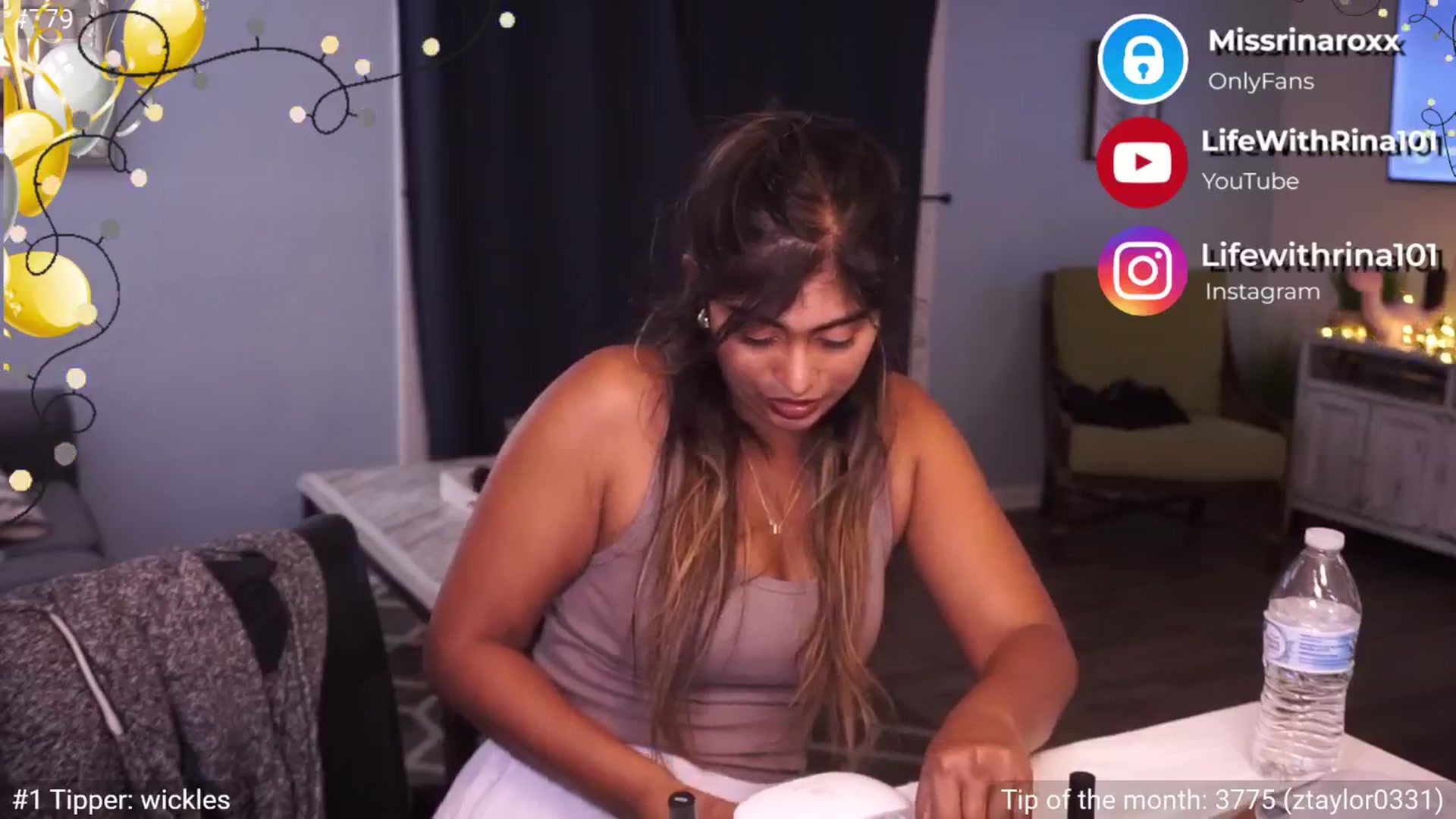 Gallery image thumbnail from Missrinaroxx's myfreecams stream on, 01/06/2025, 24:37 image 13 of 20