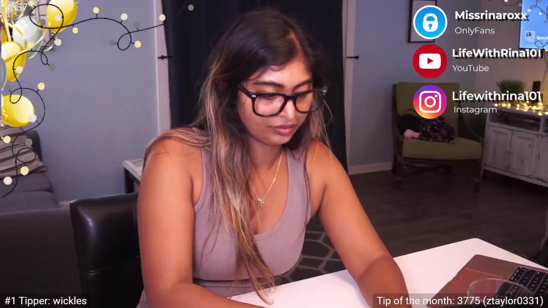 Gallery image thumbnail from Missrinaroxx's myfreecams stream on, 01/08/2025, 24:02 image 18 of 20