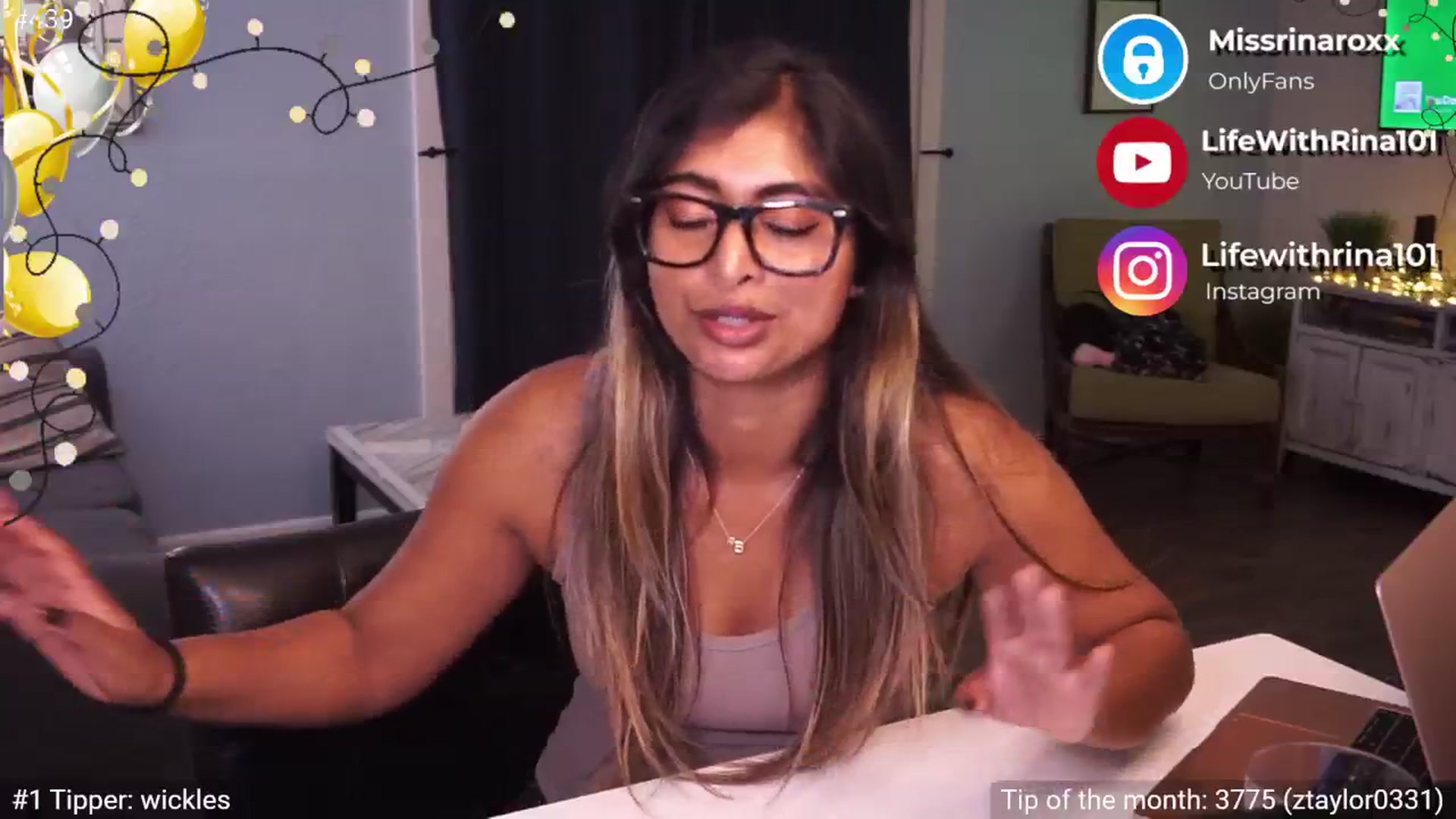 Gallery image thumbnail from Missrinaroxx's myfreecams stream on, 01/08/2025, 24:02 image 15 of 20
