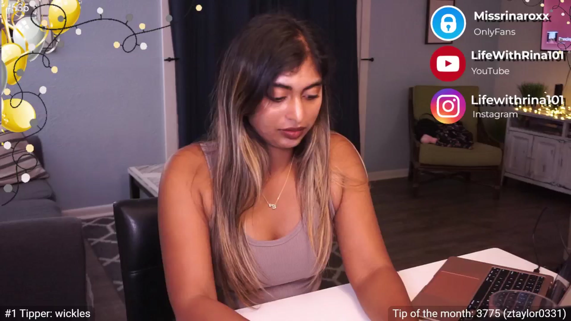 Gallery image thumbnail from Missrinaroxx's myfreecams stream on, 01/08/2025, 24:02 image 3 of 20
