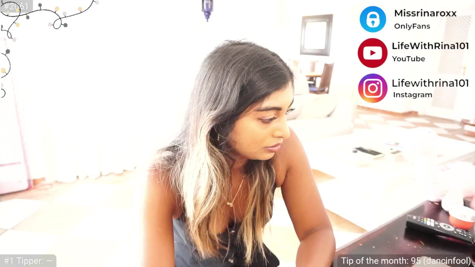 Gallery image thumbnail from Missrinaroxx's myfreecams stream on, 04/02/2025, 09:16 image 15 of 20