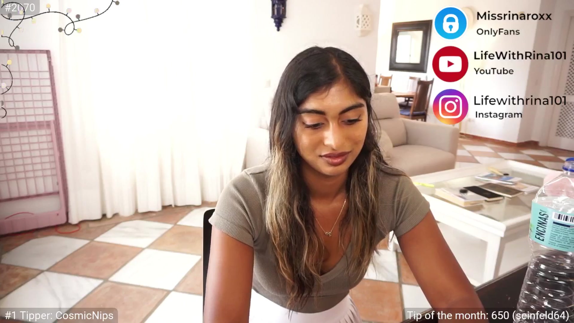 Gallery image thumbnail from Missrinaroxx's myfreecams stream on, 04/10/2025, 13:01 image 17 of 20