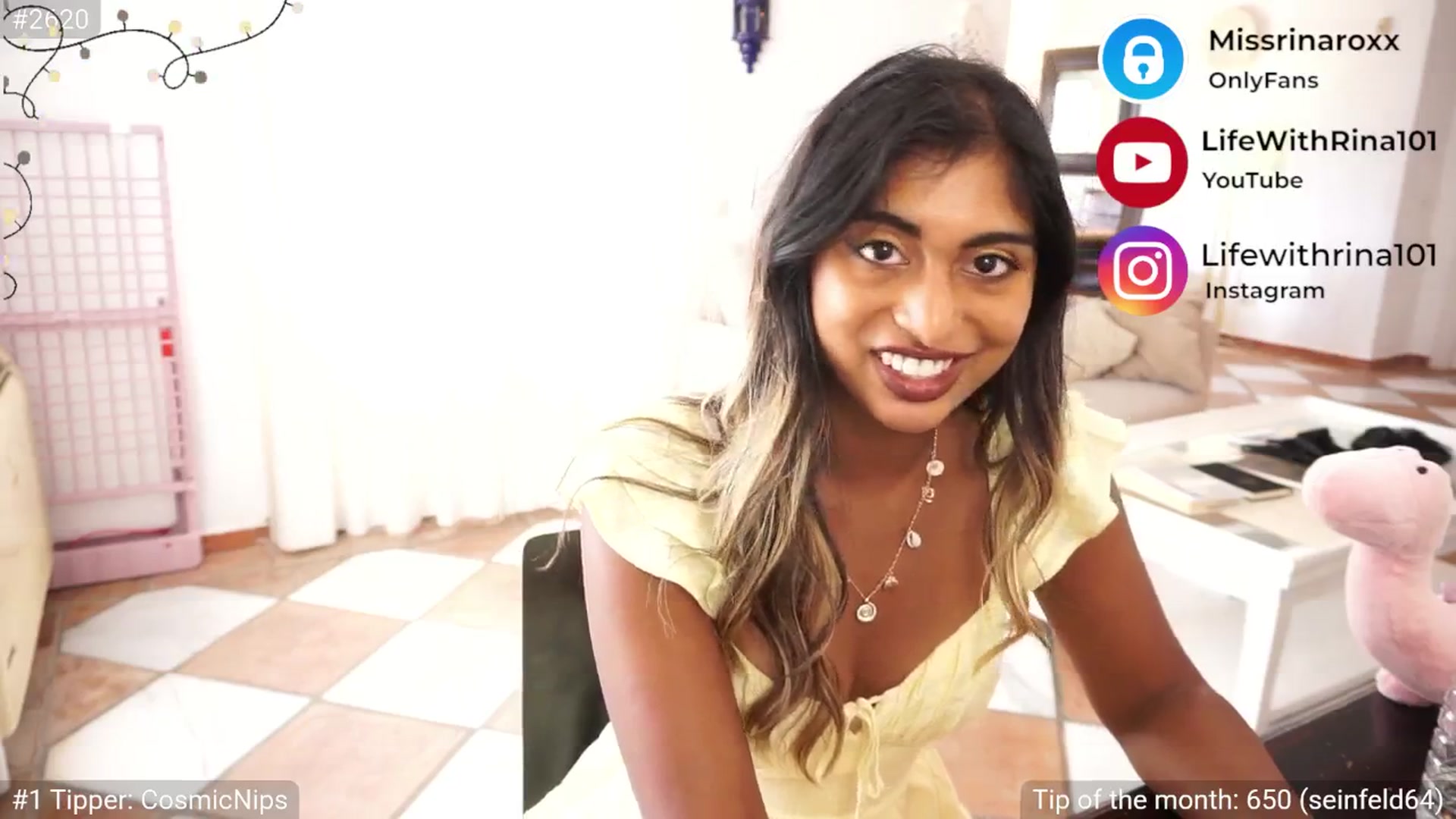Gallery image thumbnail from Missrinaroxx's myfreecams stream on, 04/14/2025, 12:46 image 12 of 20