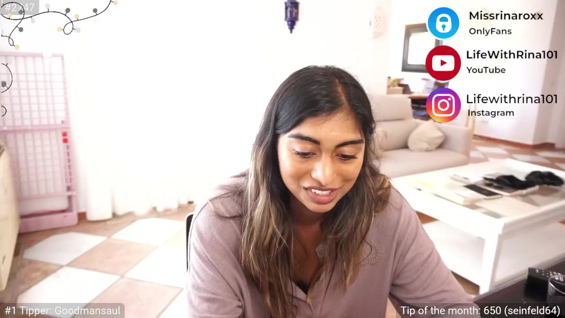 Gallery image thumbnail from Missrinaroxx's myfreecams stream on, 04/15/2025, 13:00 image 12 of 20