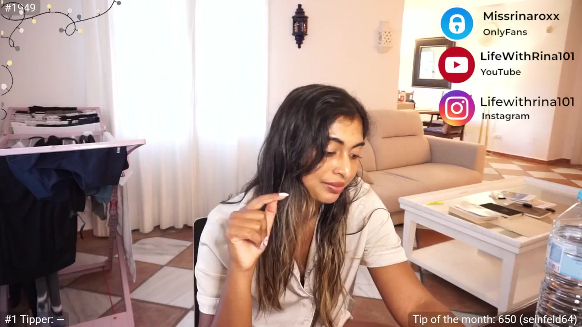Gallery image thumbnail from Missrinaroxx's myfreecams stream on, 04/21/2025, 18:58 image 5 of 20