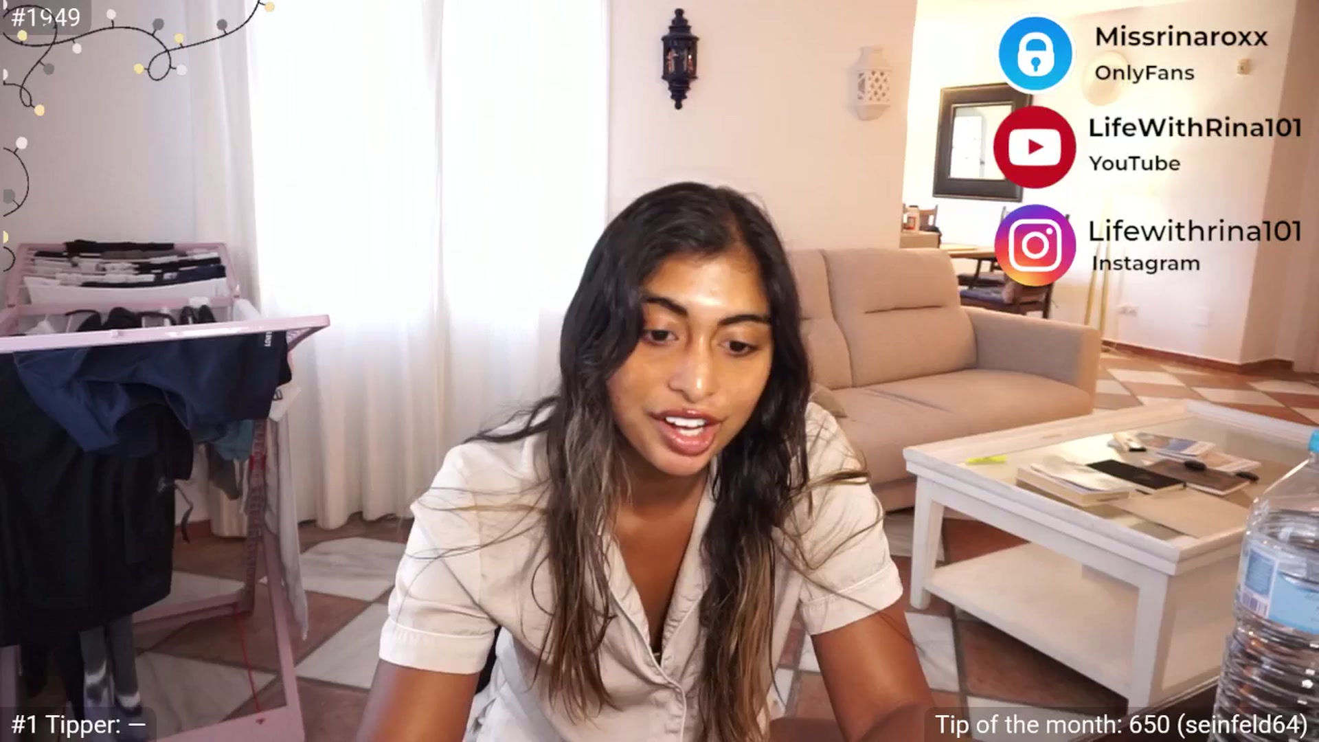 Gallery image thumbnail from Missrinaroxx's myfreecams stream on, 04/21/2025, 18:58 image 3 of 20