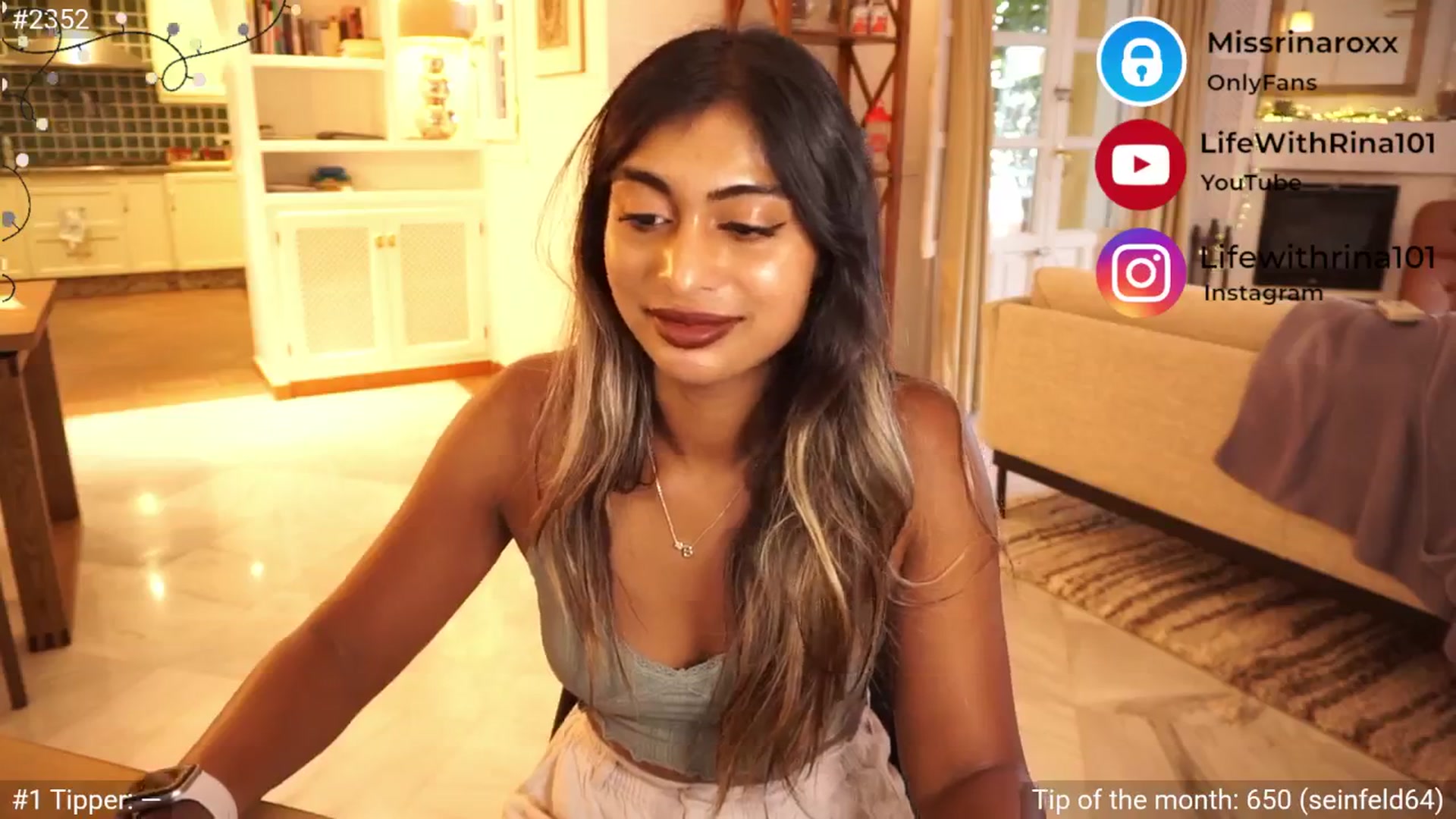 Gallery image thumbnail from Missrinaroxx's myfreecams stream on, 04/29/2025, 18:52 image 5 of 20