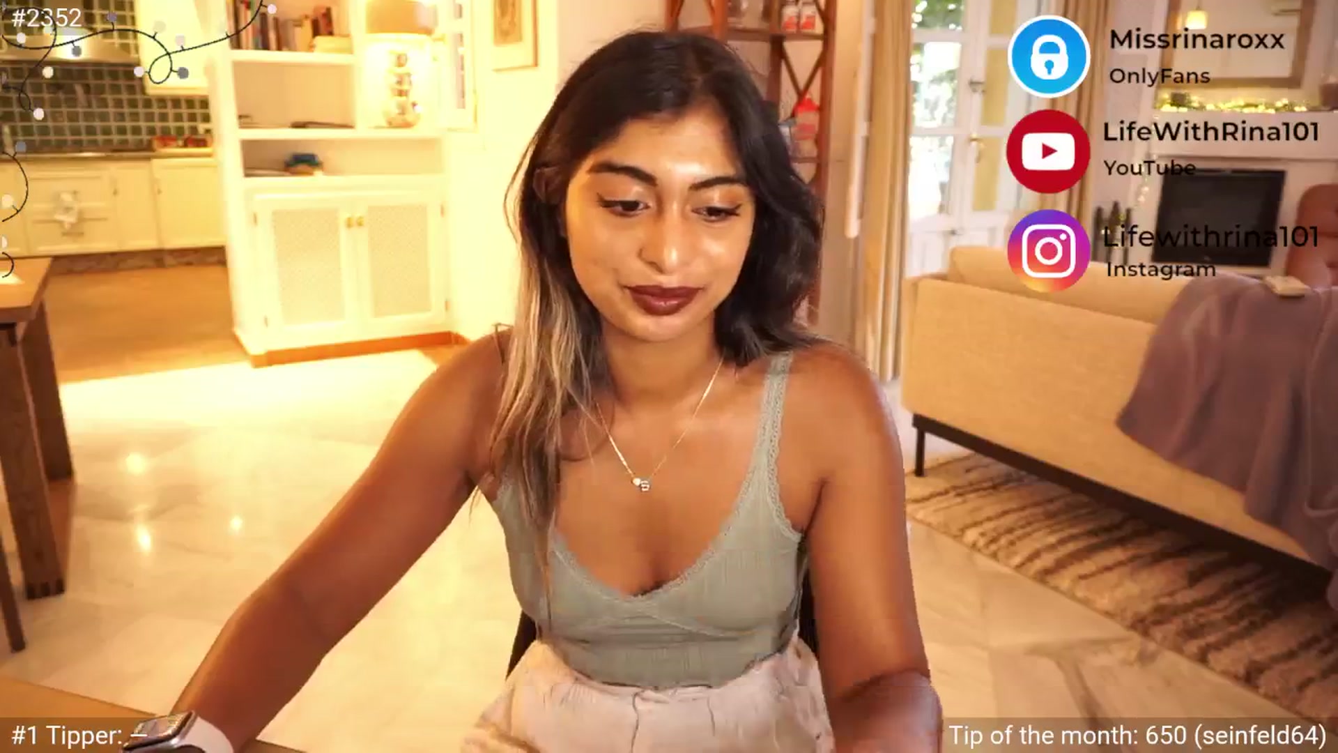 Gallery image thumbnail from Missrinaroxx's myfreecams stream on, 04/29/2025, 18:52 image 2 of 20