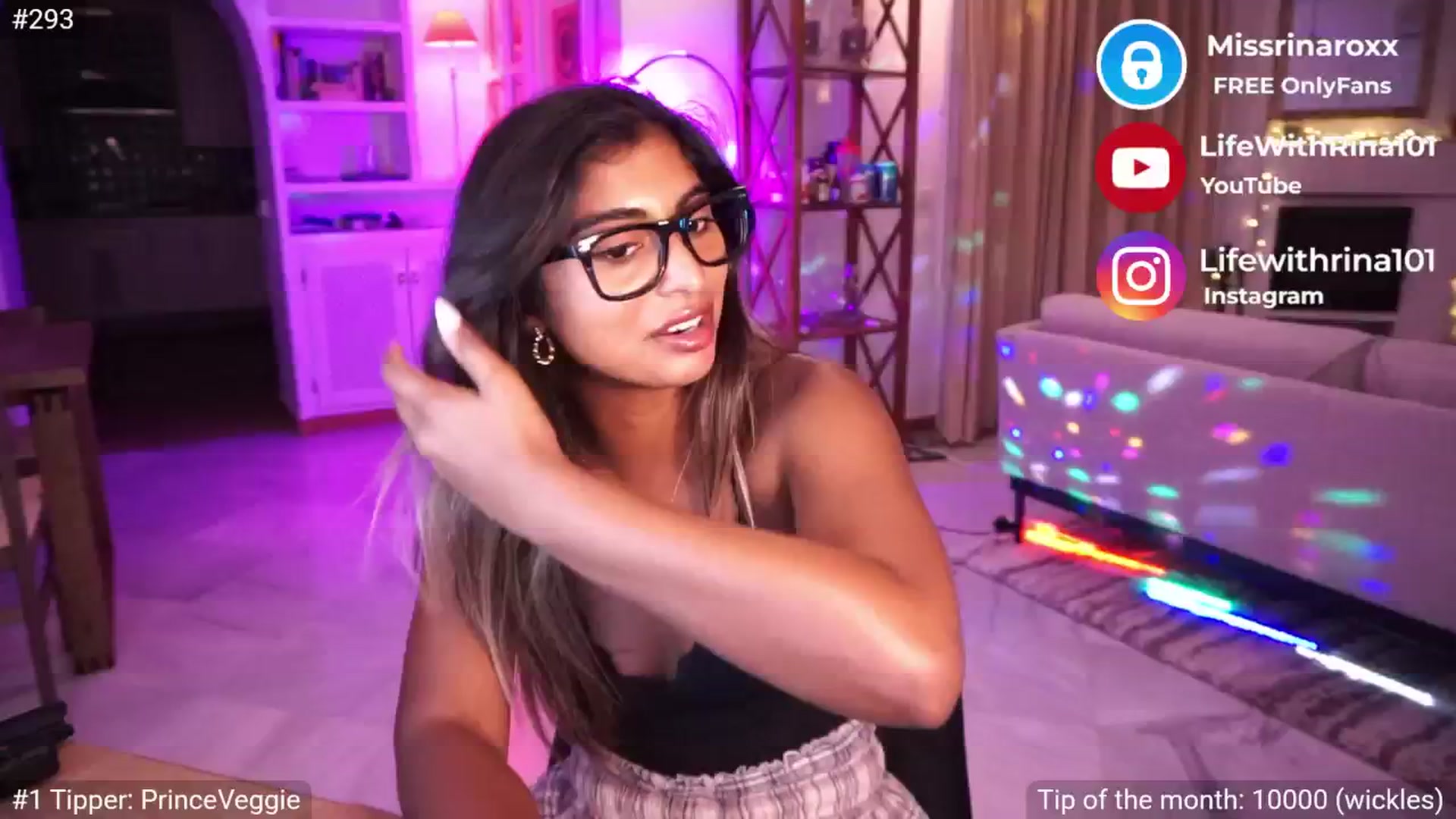Gallery image thumbnail from Missrinaroxx's myfreecams stream on, 05/06/2025, 19:35 image 20 of 20