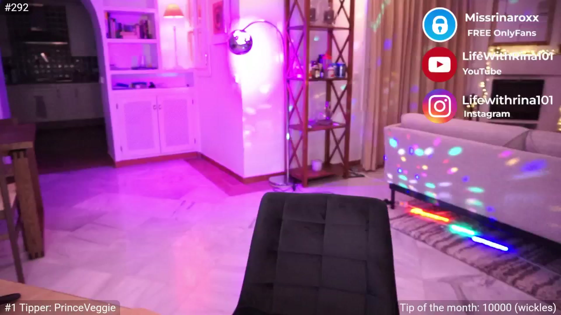 Gallery image thumbnail from Missrinaroxx's myfreecams stream on, 05/06/2025, 19:35 image 13 of 20