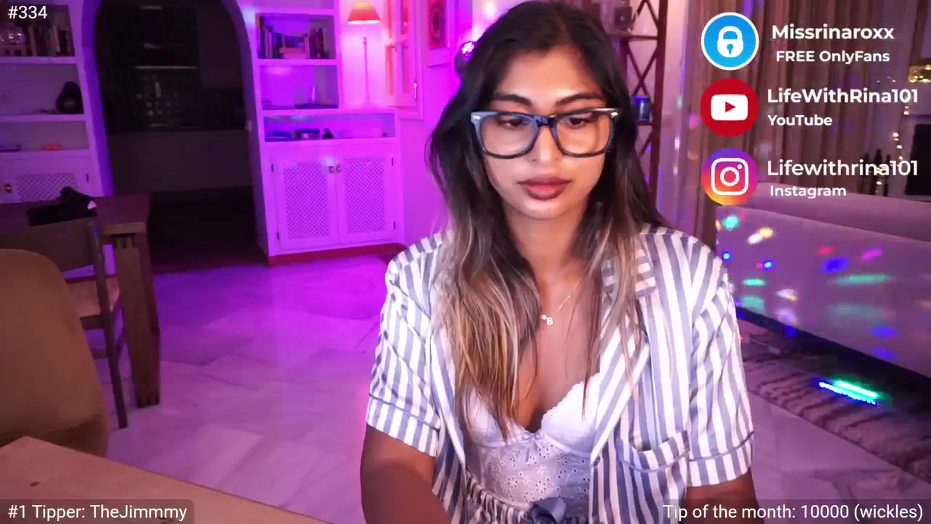 Gallery image thumbnail from Missrinaroxx's myfreecams stream on, 05/08/2025, 20:34 image 20 of 20