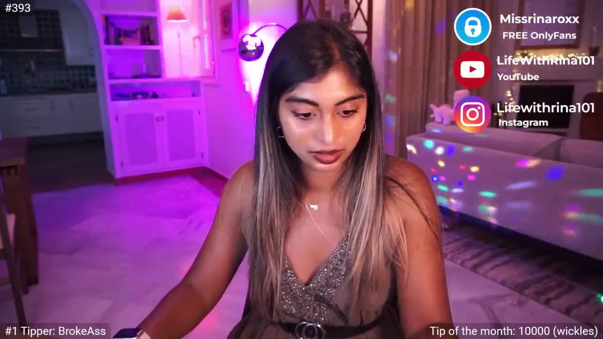 Gallery image thumbnail from Missrinaroxx's myfreecams stream on, 05/09/2025, 21:23 image 3 of 20