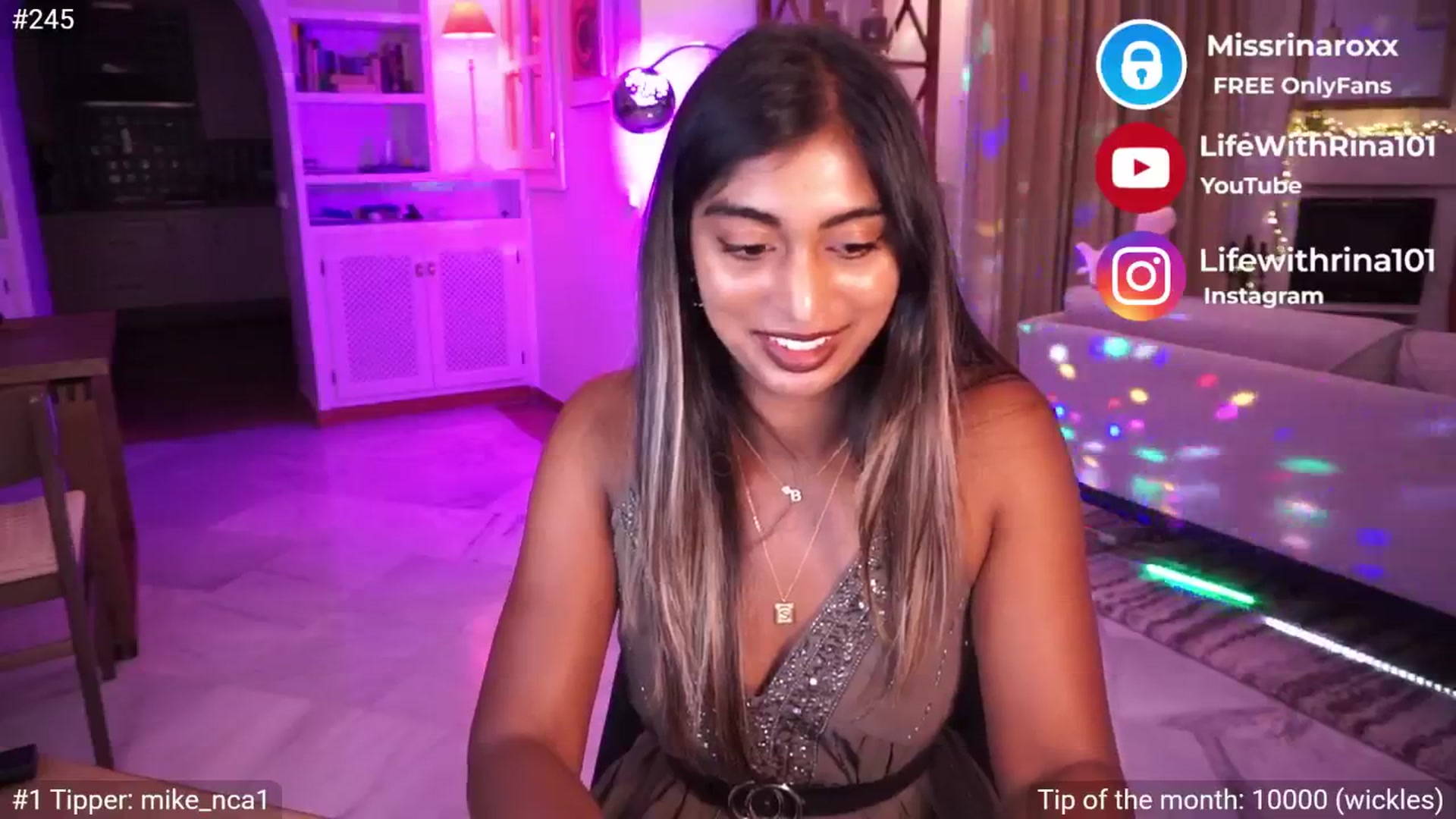 Gallery image thumbnail from Missrinaroxx's myfreecams stream on, 05/09/2025, 21:23 image 16 of 20
