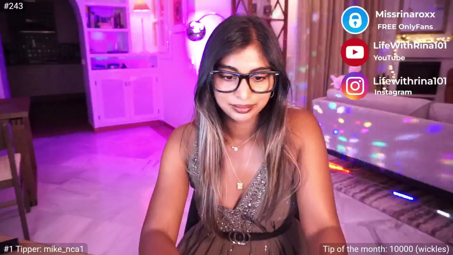Gallery image thumbnail from Missrinaroxx's myfreecams stream on, 05/09/2025, 21:23 image 20 of 20