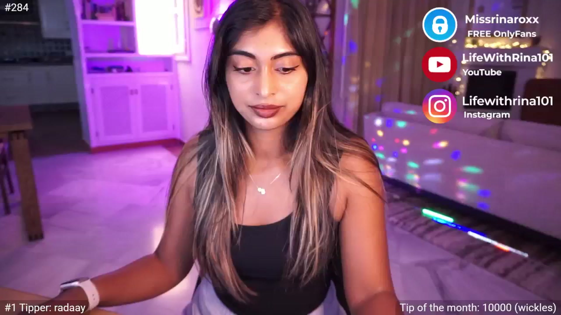 Gallery image thumbnail from Missrinaroxx's myfreecams stream on, 05/11/2025, 19:35 image 7 of 20
