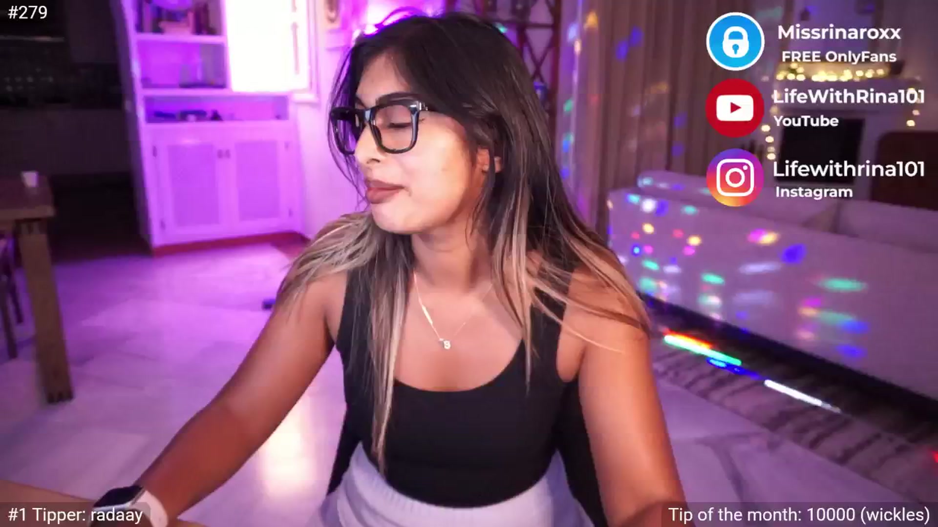 Gallery image thumbnail from Missrinaroxx's myfreecams stream on, 05/11/2025, 19:35 image 20 of 20
