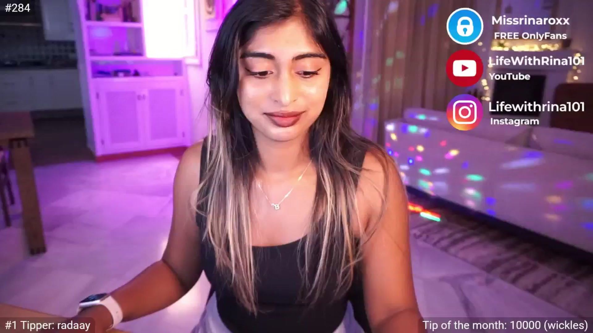 Gallery image thumbnail from Missrinaroxx's myfreecams stream on, 05/11/2025, 19:35 image 6 of 20
