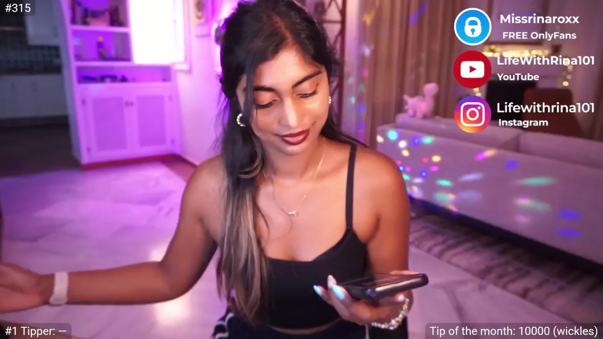 Gallery image thumbnail from Missrinaroxx's myfreecams stream on, 05/12/2025, 19:22 image 2 of 20
