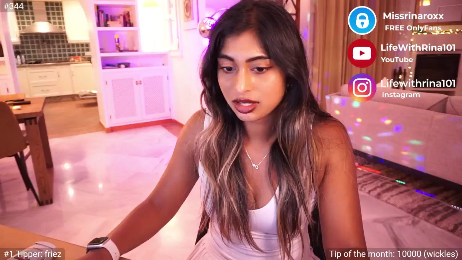 Gallery image thumbnail from Missrinaroxx's myfreecams stream on, 05/13/2025, 20:41 image 2 of 20