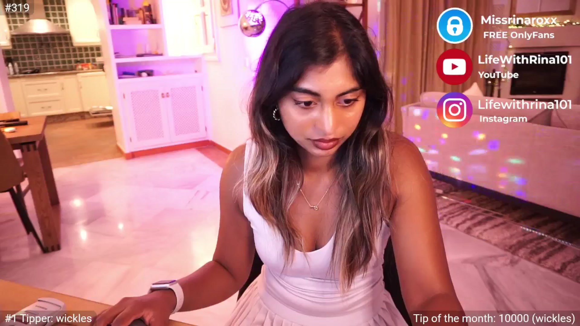 Gallery image thumbnail from Missrinaroxx's myfreecams stream on, 05/13/2025, 20:41 image 19 of 20