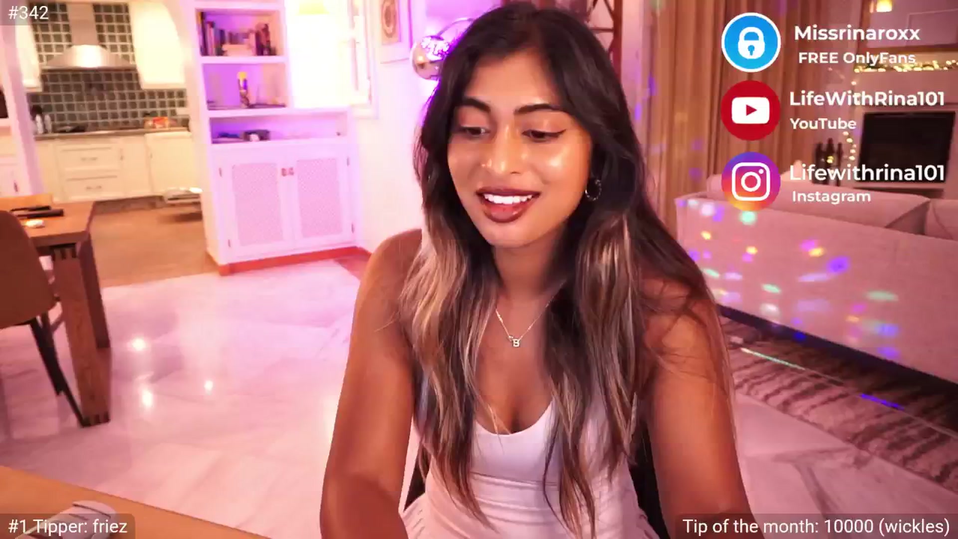 Gallery image thumbnail from Missrinaroxx's myfreecams stream on, 05/13/2025, 20:41 image 5 of 20