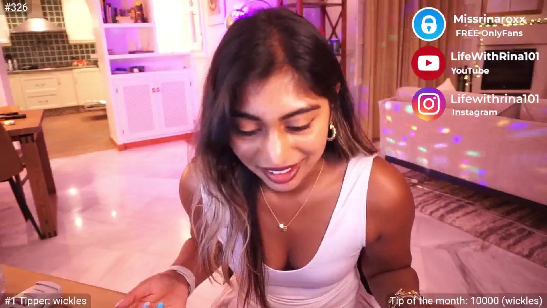 Gallery image thumbnail from Missrinaroxx's myfreecams stream on, 05/13/2025, 20:41 image 13 of 20