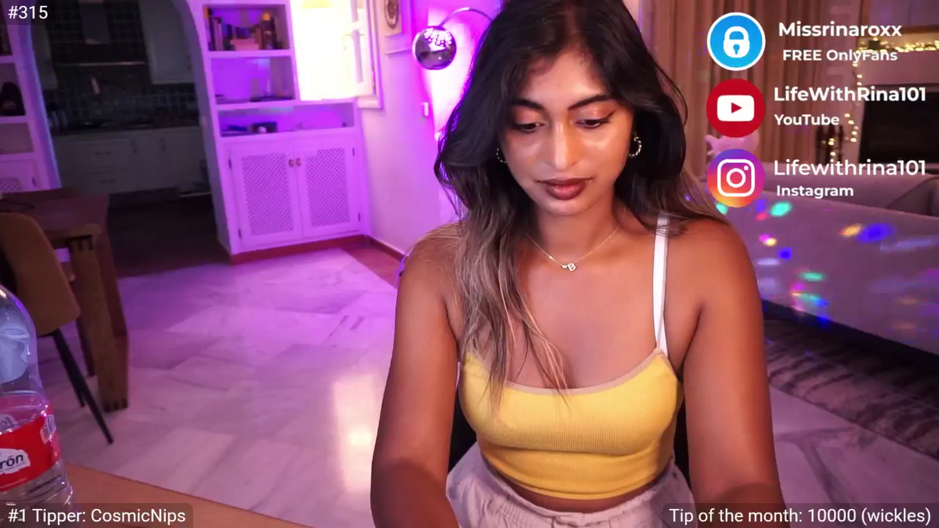 Gallery image thumbnail from Missrinaroxx's myfreecams stream on, 05/14/2025, 20:23 image 8 of 20