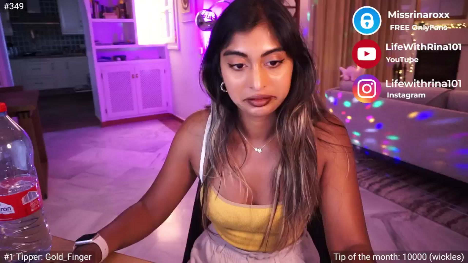 Gallery image thumbnail from Missrinaroxx's myfreecams stream on, 05/14/2025, 20:23 image 3 of 20