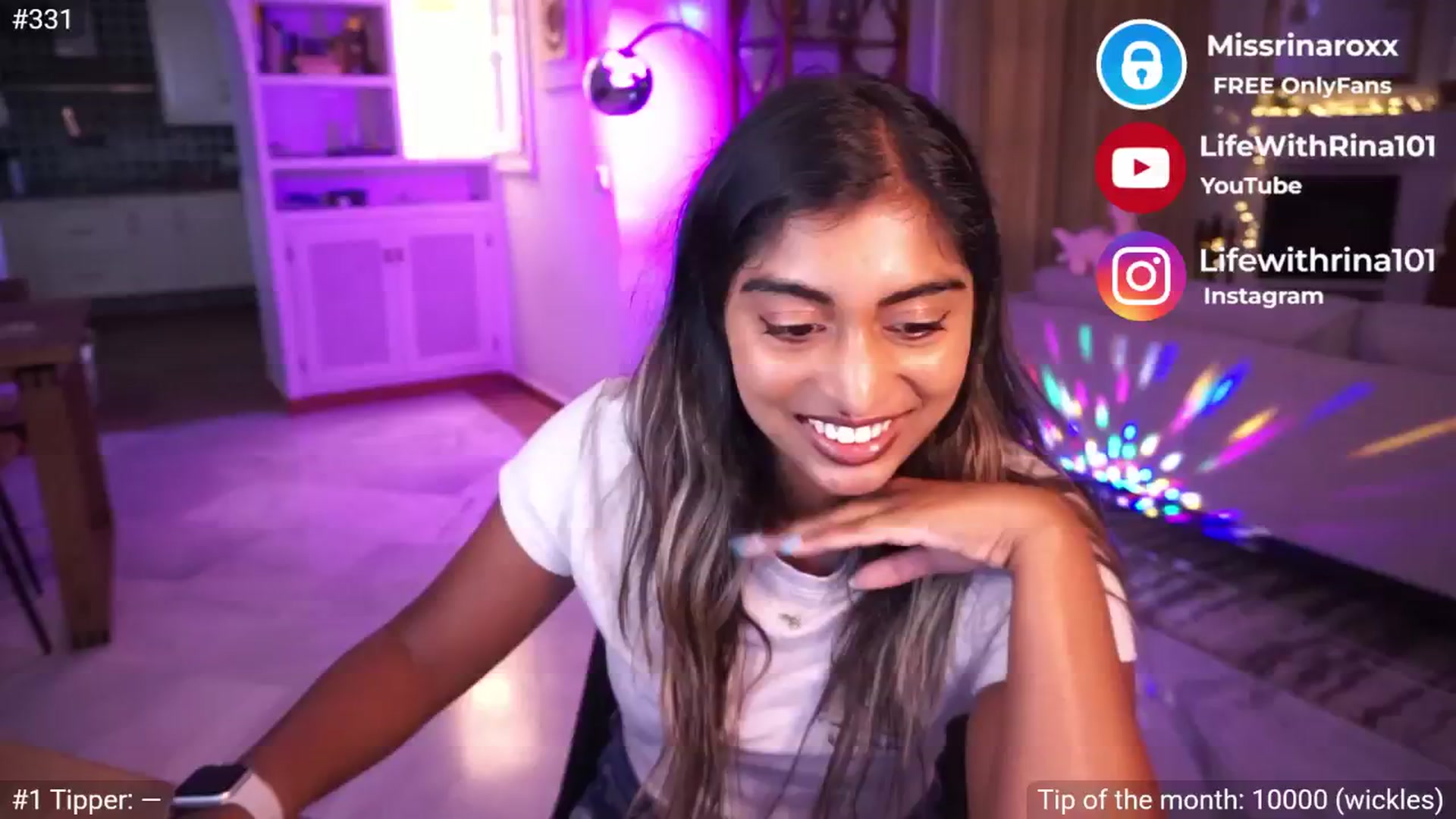 Gallery image thumbnail from Missrinaroxx's myfreecams stream on, 05/15/2025, 19:15 image 6 of 20