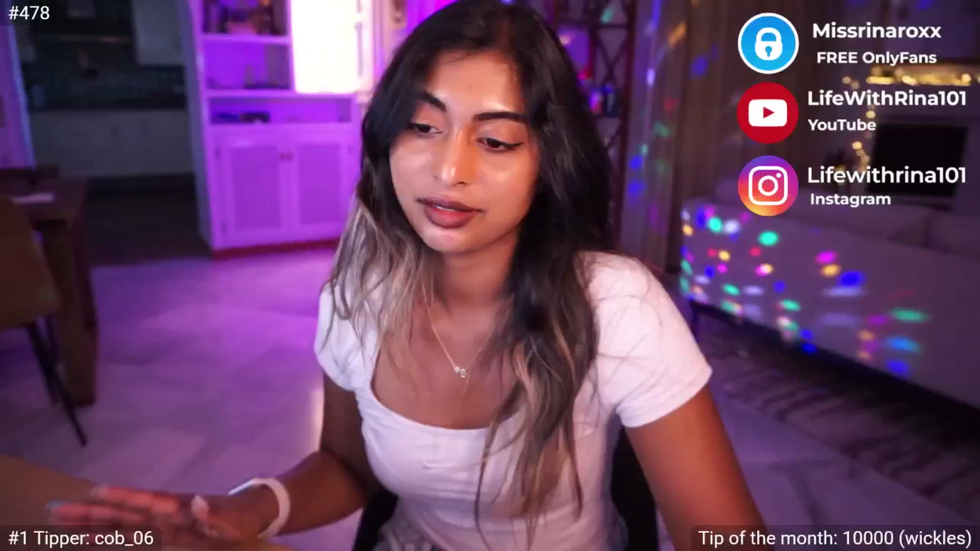 Gallery image thumbnail from Missrinaroxx's myfreecams stream on, 05/19/2025, 19:08 image 13 of 20