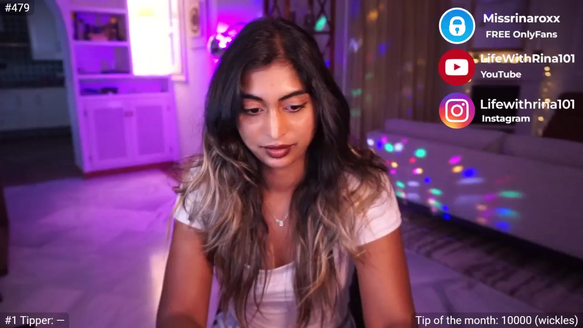 Gallery image thumbnail from Missrinaroxx's myfreecams stream on, 05/19/2025, 19:08 image 1 of 20