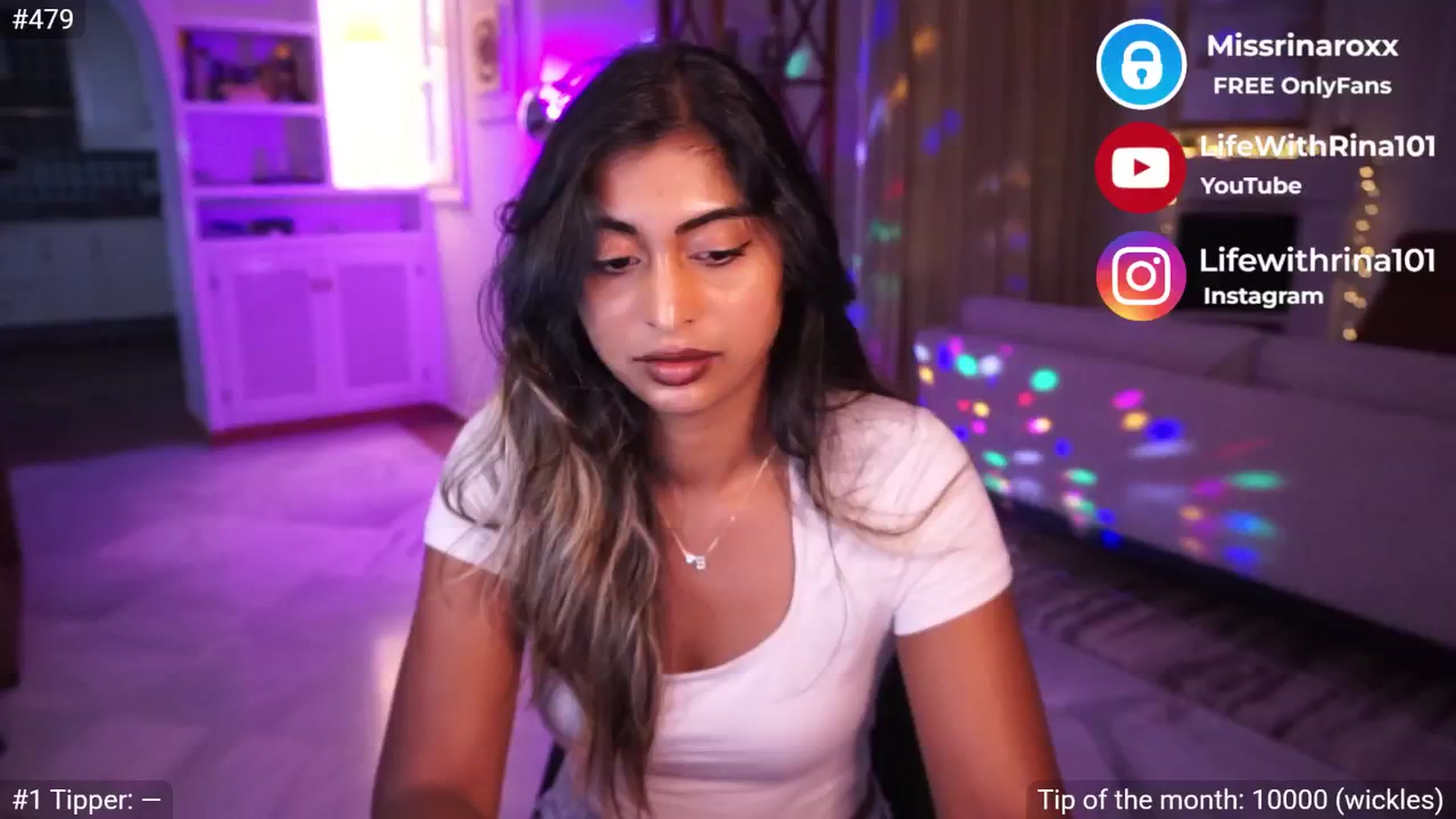 Gallery image thumbnail from Missrinaroxx's myfreecams stream on, 05/19/2025, 19:08 image 4 of 20