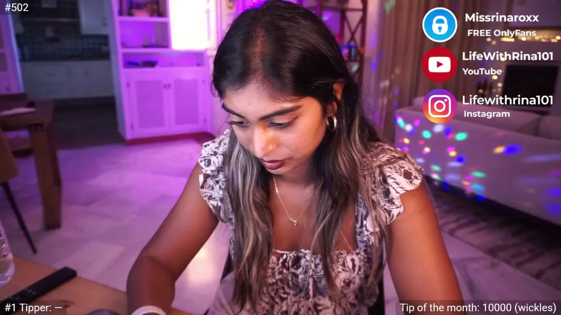 Gallery image thumbnail from Missrinaroxx's myfreecams stream on, 05/20/2025, 18:10 image 20 of 20