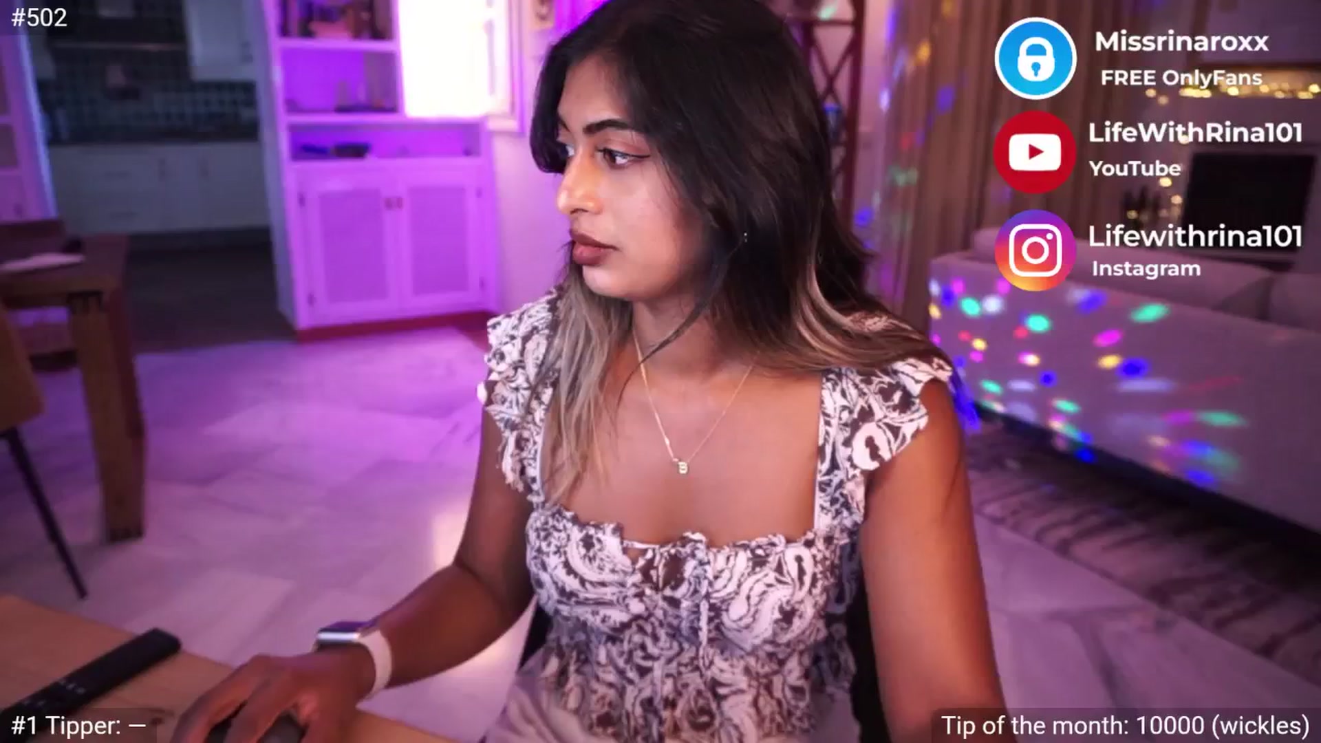 Gallery image thumbnail from Missrinaroxx's myfreecams stream on, 05/20/2025, 18:10 image 1 of 20
