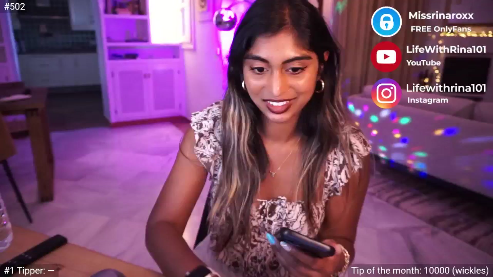 Gallery image thumbnail from Missrinaroxx's myfreecams stream on, 05/20/2025, 18:10 image 14 of 20