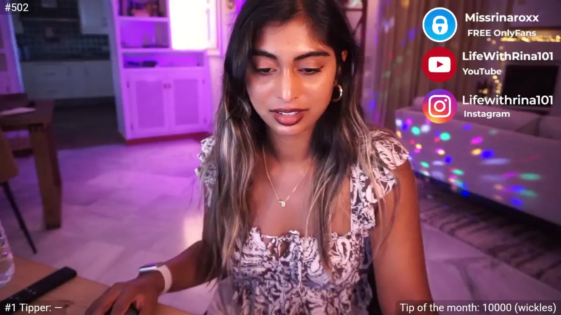 Gallery image thumbnail from Missrinaroxx's myfreecams stream on, 05/20/2025, 18:10 image 15 of 20